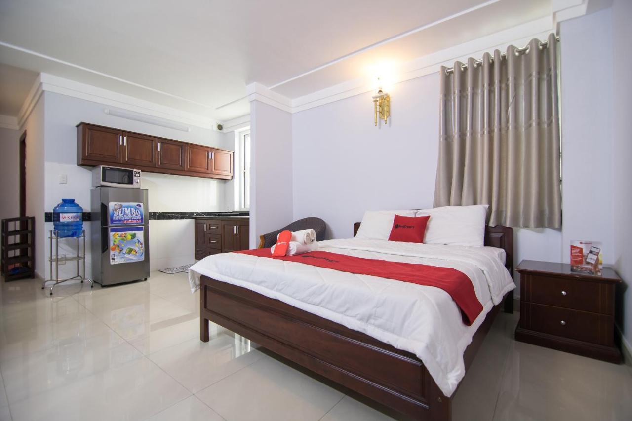 Reddoorz Near Hoa Lu Stadium Ho Şi Min Dış mekan fotoğraf